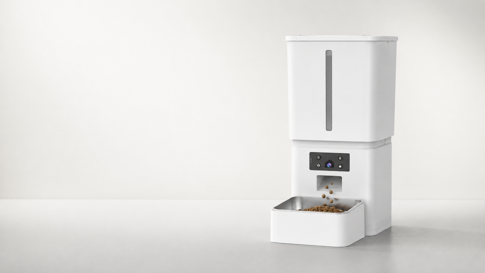 15L smart pet feeder with visible food hopper